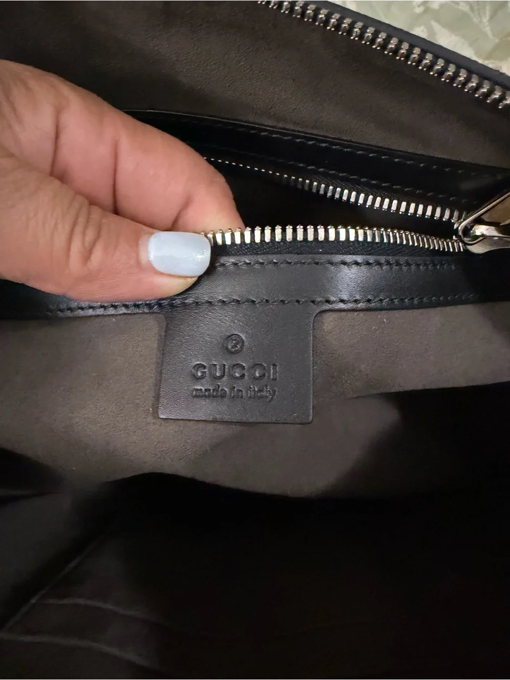Authentic Gently used Gucci office bag in excellent condition.